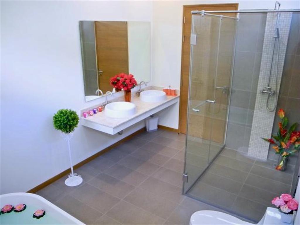 Rawai Ka Villa New 2 Bedrooms Nai Harn Kültér fotó